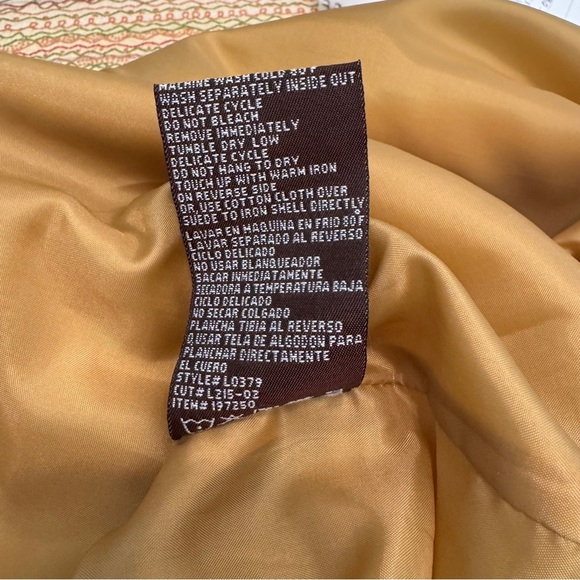 First Love Boxy Colorful Floral Women's Sweatshirt Size Large - Picture 2 of 10